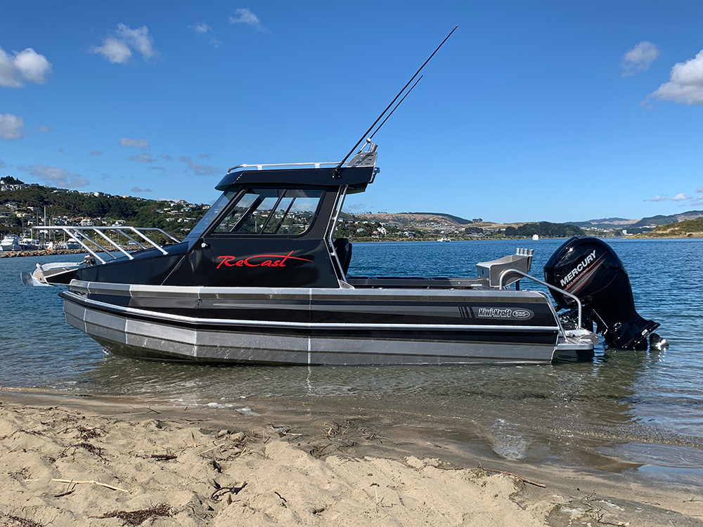 585 Kiwi Kraft Sport Boat-1